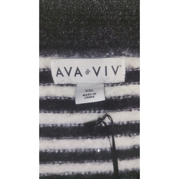 Ava & Viv V-Neck Tunic Pullover Sweater Black and White 2X NWT - Picture 4 of 6
